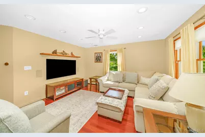219 Leonard Street, North Bellmore, NY 11710 - Photo 9