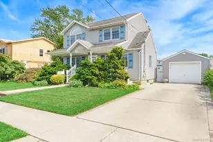 219 Leonard St, North Bellmore, NY 11710 - Photo 3