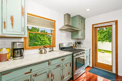 219 Leonard Street, North Bellmore, NY 11710 - Photo 21