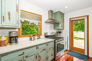219 Leonard St, North Bellmore, NY 11710 - Photo 21