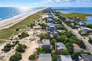431 Dune Rd, Westhampton Beach, NY 11978 - Photo 17