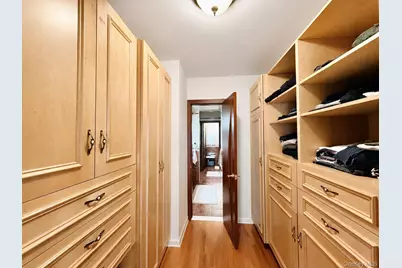822 Dean Avenue, Bronx, NY 10465 - Photo 17
