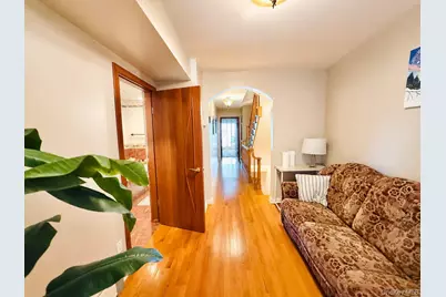 822 Dean Avenue, Bronx, NY 10465 - Photo 13