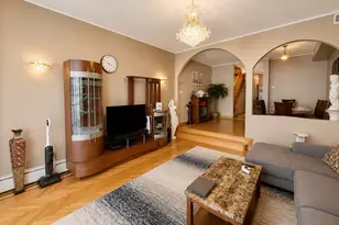 822 Dean Ave, Bronx, NY 10465 - Photo 9