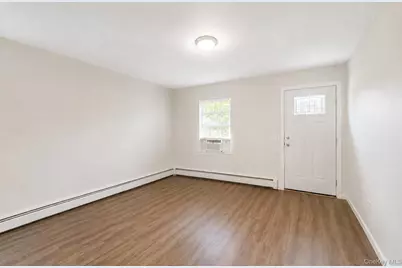 899 Hawkins Avenue, Lake Grove, NY 11755 - Photo 29