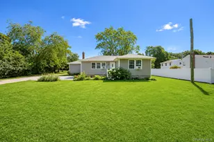 899 Hawkins Ave, Lake Grove, NY 11755 - Photo 7