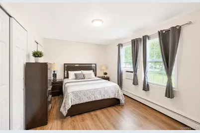 899 Hawkins Avenue, Lake Grove, NY 11755 - Photo 19