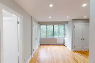 67-39 Clyde St, Forest Hills, NY 11375 - Photo 19