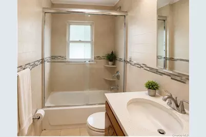 39 Cleveland Street, Patchogue, NY 11772 - Photo 5