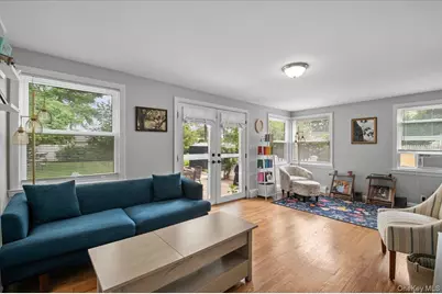 1347 Peters Boulevard, Bay Shore, NY 11706 - Photo 13