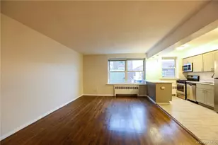 730 Pelham Rd, New Rochelle, NY 10805 - Photo 9