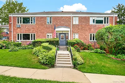 52 Lawrence Drive #D, White Plains, NY 10603 - Photo 1