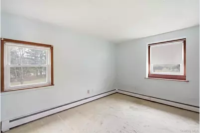 21 Appletree Lane, Carle Place, NY 11514 - Photo 15