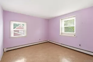 21 Appletree Ln, Carle Place, NY 11514 - Photo 17