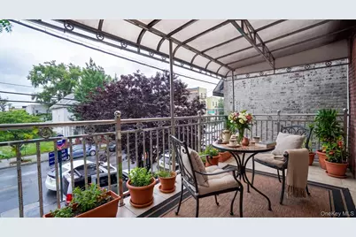 10640 Sutphin Boulevard, Jamaica, NY 11435 - Photo 3