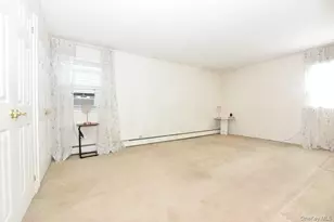 70 Grantwood Ave, New York, NY 10312 - Photo 9
