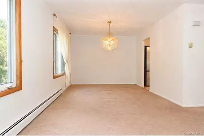 70 Grantwood Avenue, New York, NY 10312 - Photo 5