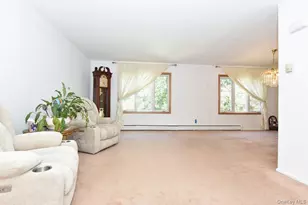 70 Grantwood Ave, New York, NY 10312 - Photo 7