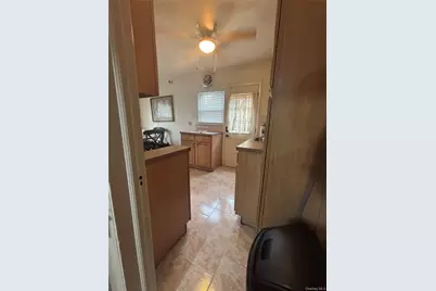 227-42 113th Drive, Queens Village, NY 11429 - Photo 11