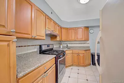3033 72nd Street, East Elmhurst, NY 11370 - Photo 7