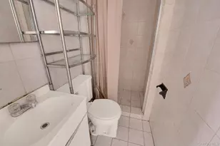 30-33 72nd St, East Elmhurst, NY 11370 - Photo 21