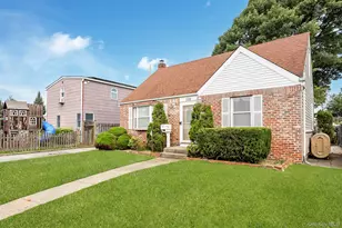 109 Henrietta Ave, Oceanside, NY 11572 - Photo 3
