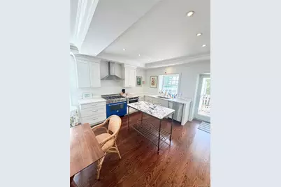 675 King Avenue, Bronx, NY 10464 - Photo 7