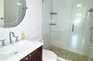 675 King Ave, Bronx, NY 10464 - Photo 19