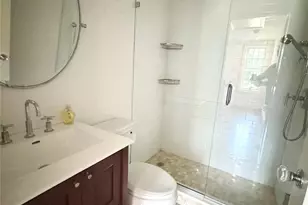 675 King Ave, Bronx, NY 10464 - Photo 17