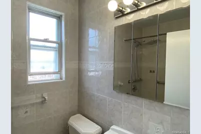 73-23 255th Street #G-2, Glen Oaks, NY 11004 - Photo 11