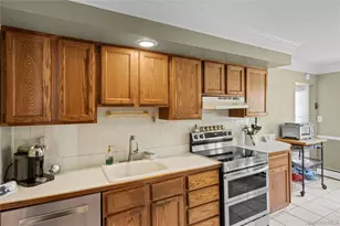 30 Kirkland Dr, Greenlawn, NY 11740 - Photo 21