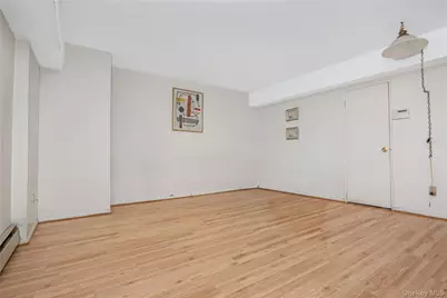 51 Edwards Street #T, Roslyn Heights, NY 11577 - Photo 11