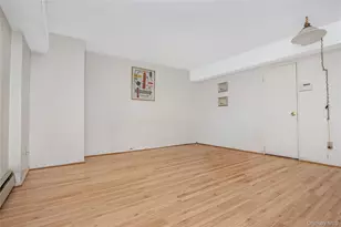 51 Edwards St, Roslyn Heights, NY 11577 - Photo 11