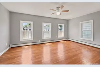 9 Arlington Place, Newburgh, NY 12550 - Photo 1