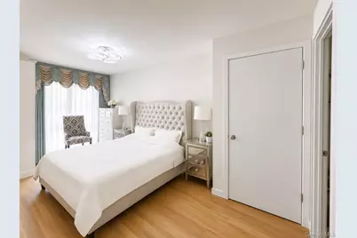 158-16 79th Avenue, Fresh Meadows, NY 11366 - Photo 5