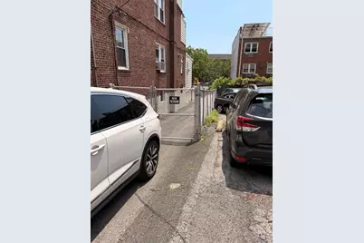 78-14 46th Avenue, Elmhurst, NY 11373 - Photo 5