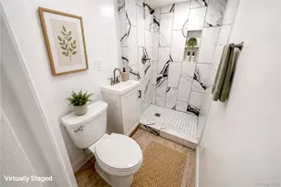 1010 E 230th St, Bronx, NY 10466 - Photo 11
