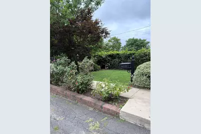 20905 Hollis Avenue, Queens Village, NY 11429 - Photo 3