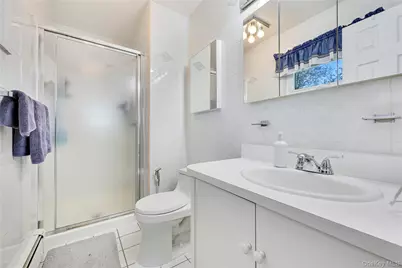 17 Lafayette Drive, Woodmere, NY 11598 - Photo 27