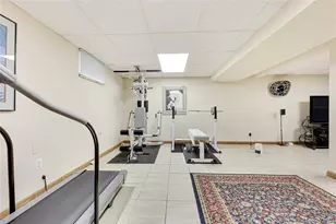 17 Lafayette Dr, Woodmere, NY 11598 - Photo 7