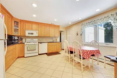 17 Lafayette Drive, Woodmere, NY 11598 - Photo 25