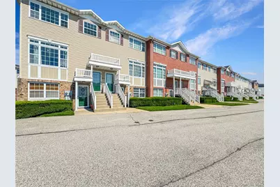 102 Surf Drive, Bronx, NY 10473 - Photo 1