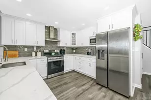 10 Hill St, Northport, NY 11768 - Photo 25