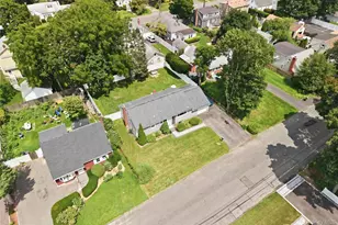 96 E 12th St, Huntington Station, NY 11746 - Photo 33