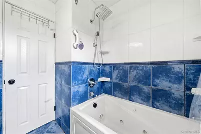 96 E 12th Street, Huntington Station, NY 11746 - Photo 21