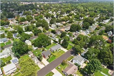 96 E 12th Street, Huntington Station, NY 11746 - Photo 37