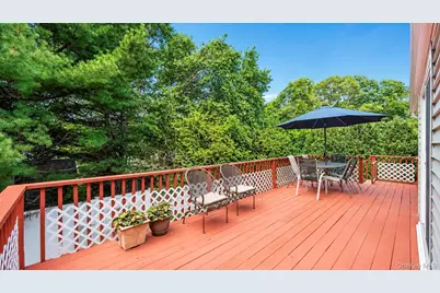 34 Forest Avenue, Lake Grove, NY 11755 - Photo 41