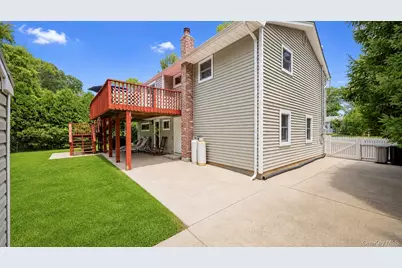 34 Forest Avenue, Lake Grove, NY 11755 - Photo 37