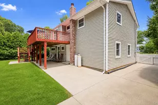 34 Forest Ave, Lake Grove, NY 11755 - Photo 37