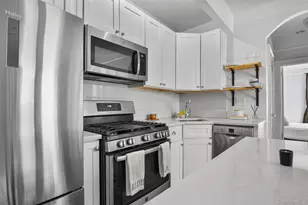 30 Windsor Terrace, White Plains, NY 10601 - Photo 9